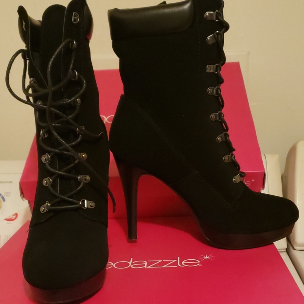 HEEL  BOOTS